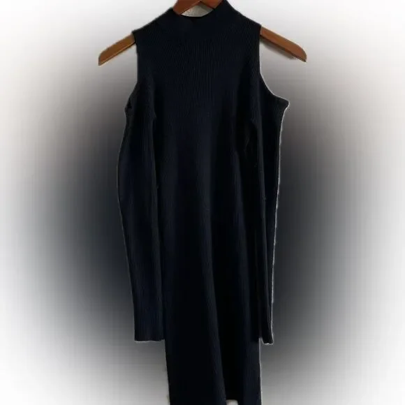 *🆕*Black off the shoulder bodycon dress - Picture 2 of 7